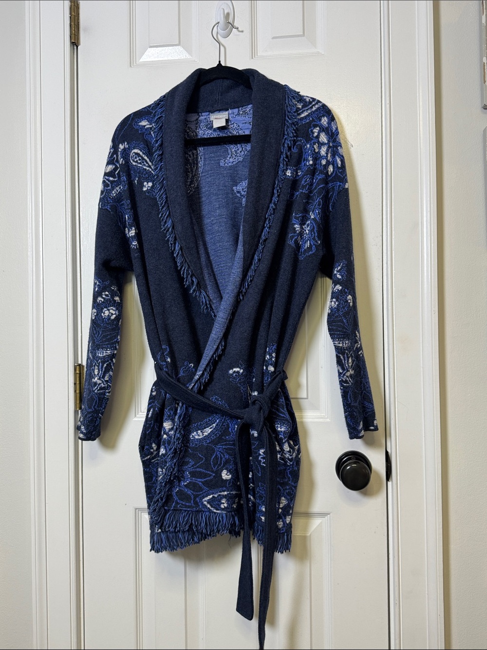 Chico’s Paisley Fringe Belted Cardigan Sweater Jacket | Size 2 (US Large) - Picture 7 of 9